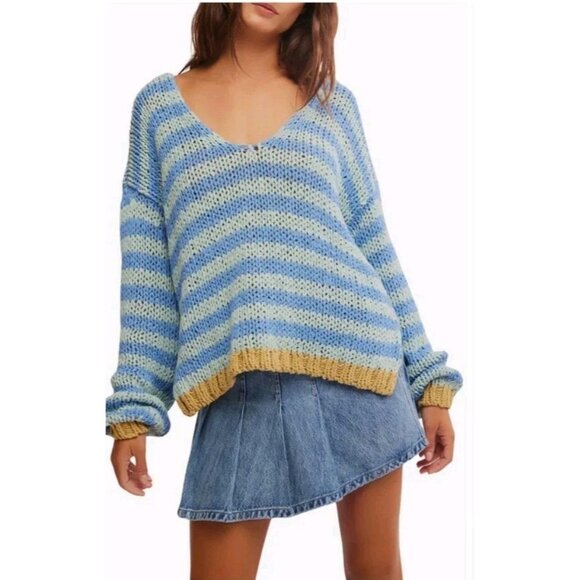 Free People Portland Pullover Blue Stripe Knit Sweater Medium. (HL08) - Picture 2 of 6